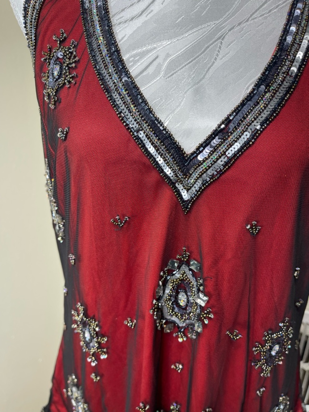 90s Vintage Red Halter Top Sequins Adrianna Papell Lace Overlay X-Large - Picture 4 of 7